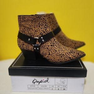 Qupid ankle boots  size: 7